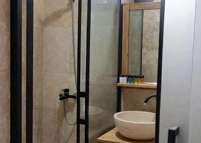 Fintoz Butika New * Karaburun (Izmir)