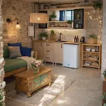 Fintoz Butika New * Karaburun (Izmir)
